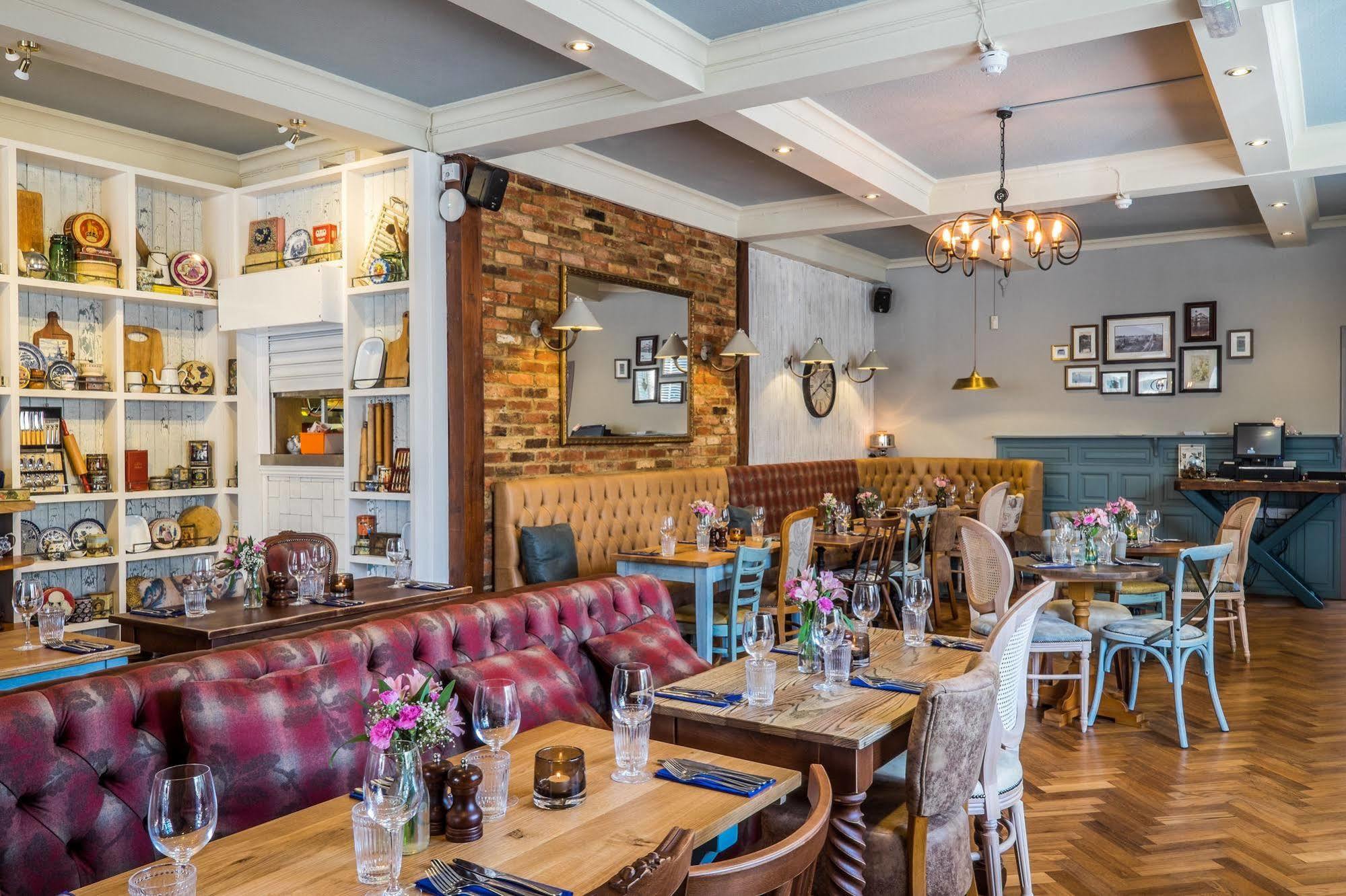 The Bulls Head Hotel Bromley Extérieur photo