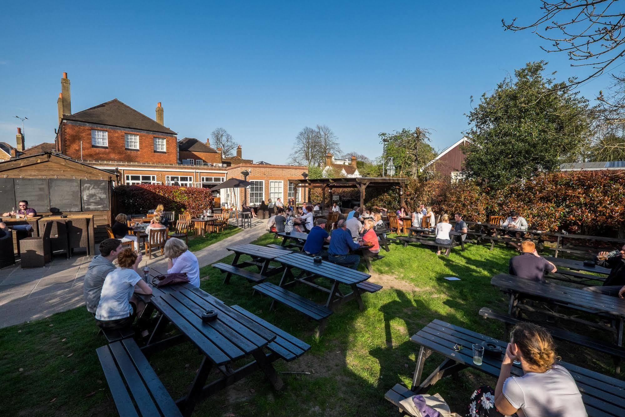 The Bulls Head Hotel Bromley Extérieur photo